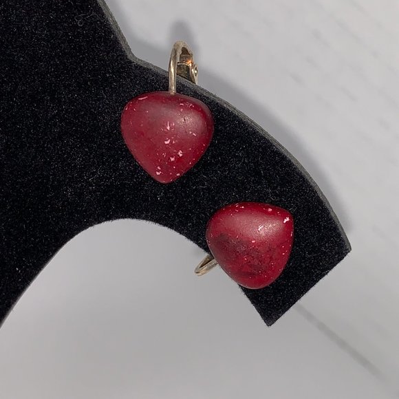 13 mm Red Howlite Clip Earrings - Picture 7 of 14